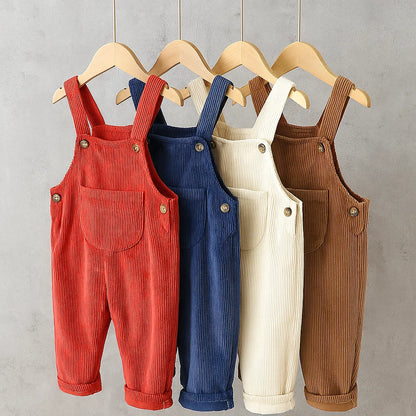 TinyTrend – Komfortabel og stilfuld – Ribstof-hagesmækbukser