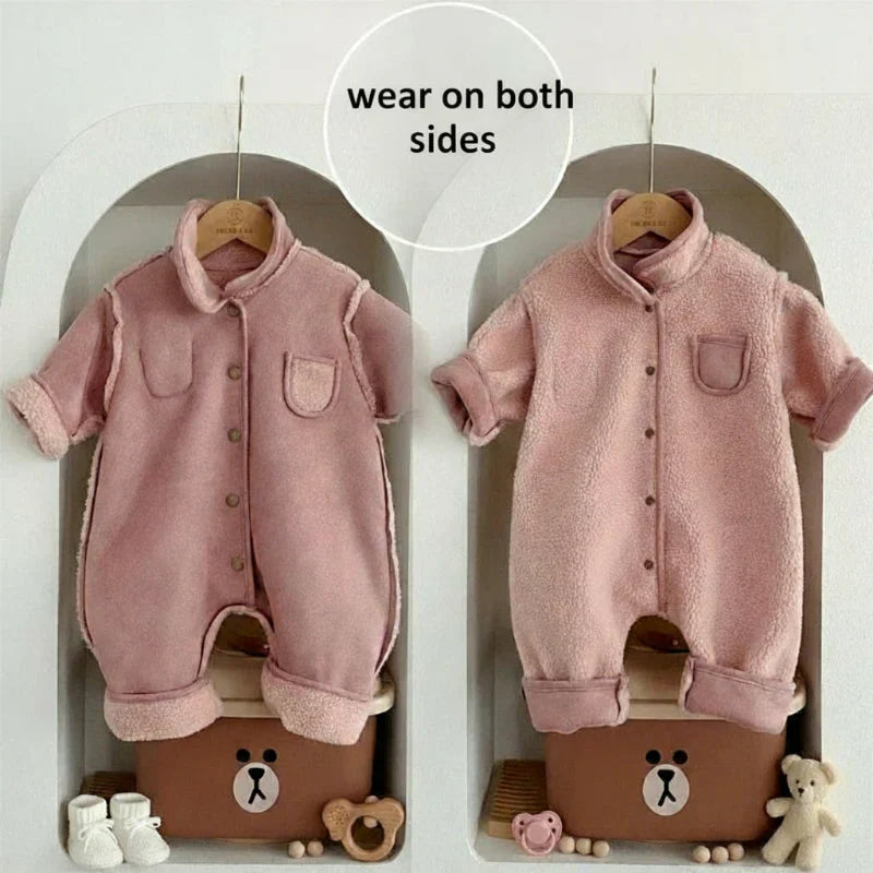 CozyNest – Hyggelig og moderigtig – tyk vinterbody med hætte