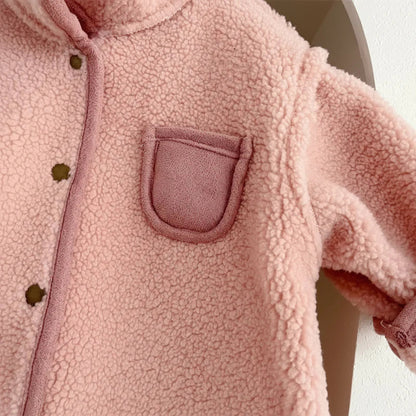 CozyNest – Hyggelig og moderigtig – tyk vinterbody med hætte