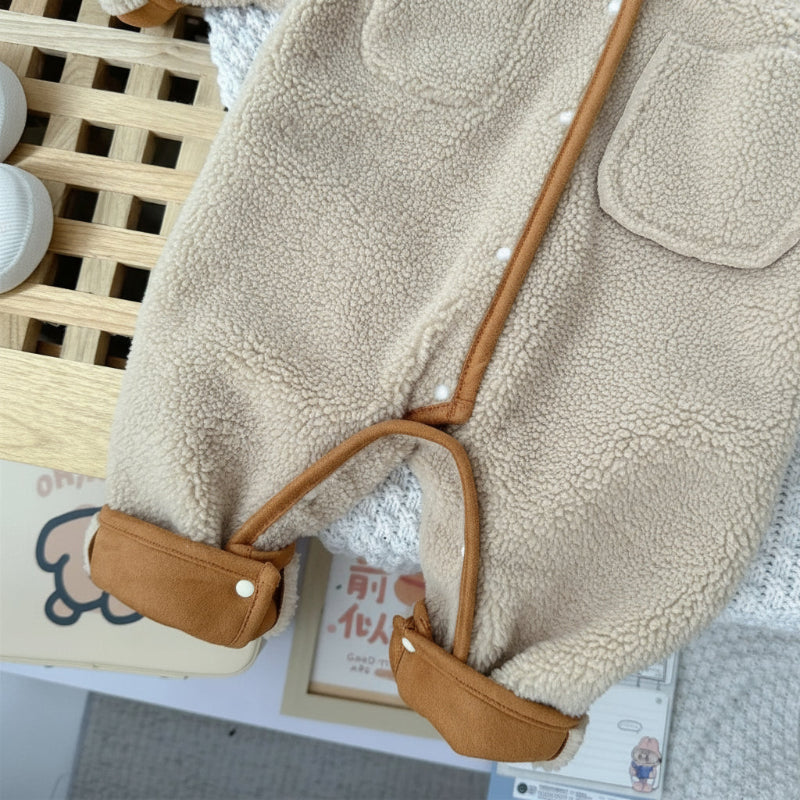 CozyNest – Hyggelig og moderigtig – tyk vinterbody med hætte